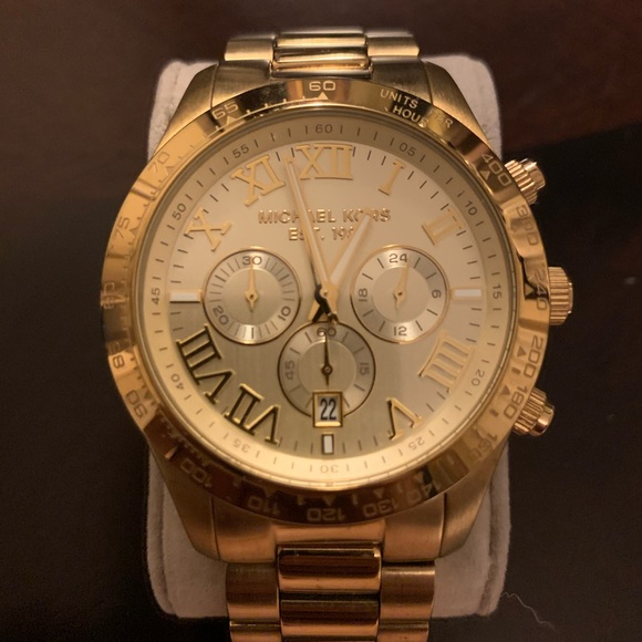 Men’s Michael Kora watch - Picture 1 of 3